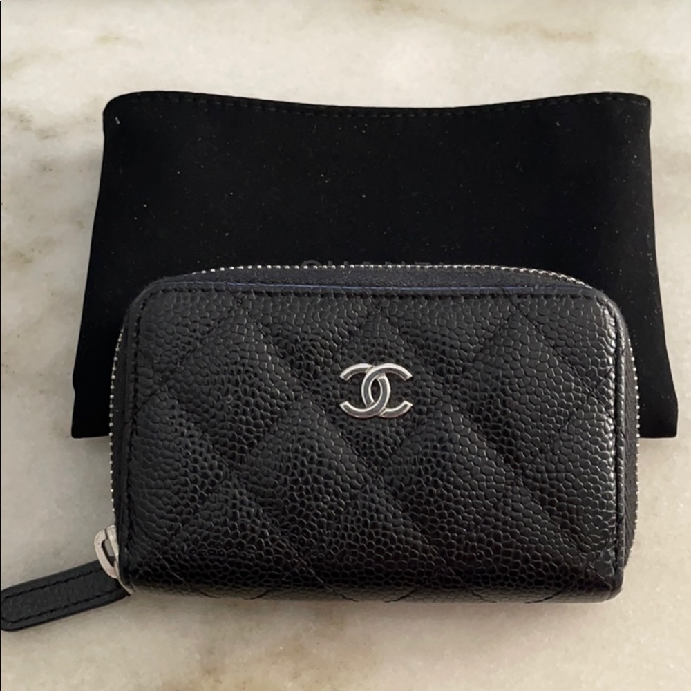 Chanel black coin purse with SHW &  caviar leather